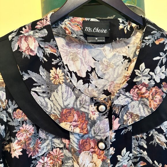 Ms. Choice M Vintage 80s 90 tapestry crop jacket extra wide collar black floral - Picture 6 of 7